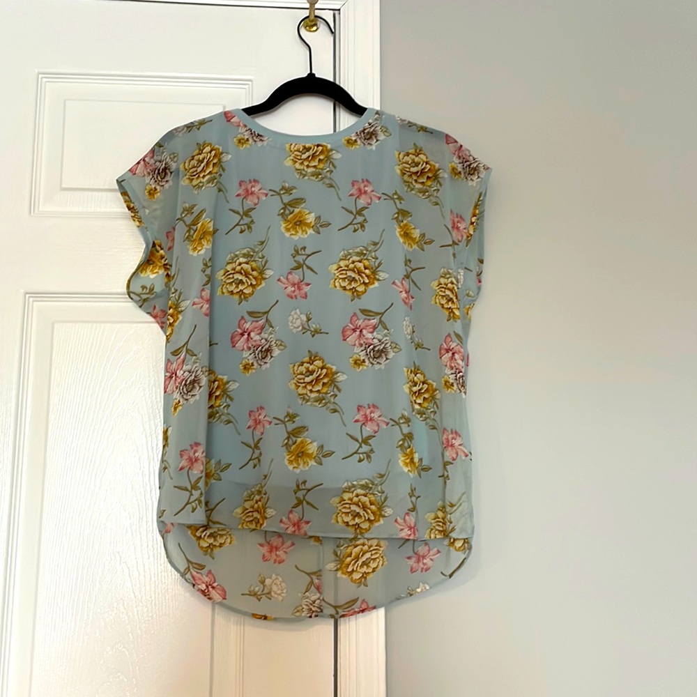 Women’s Floral Blouse with built-in under-cami